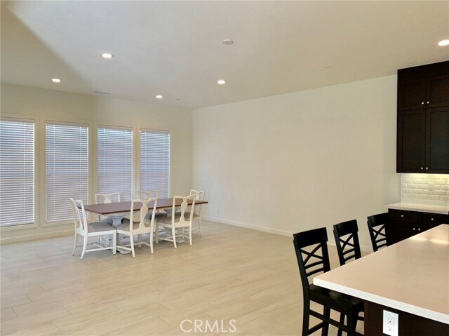 Photo - 105 Acadia Ct