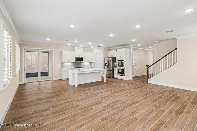 Photo - 726 Clearwater Ave