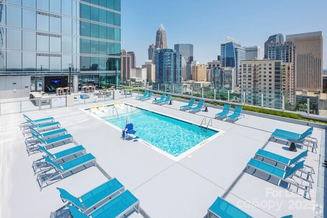 Building Photo - 401 S Graham St Unit 1 Bed/1 Bath-1F Rental