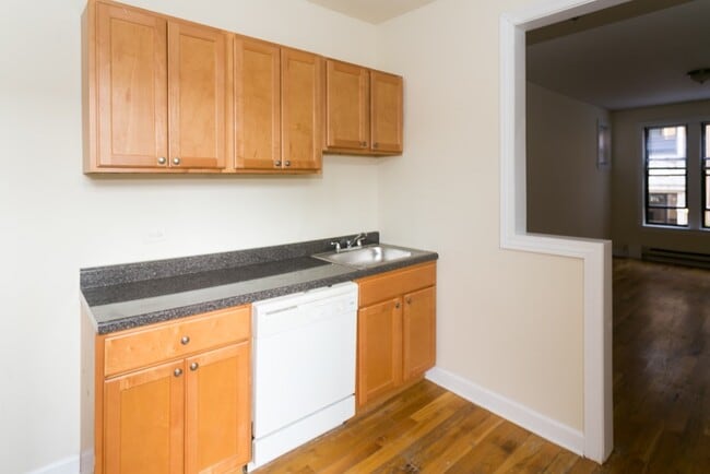 Photo - 731 W Barry Ave Unit A2