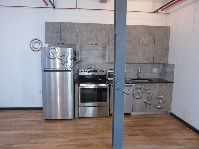 Photo - 132 N 5th St Unit 4-B