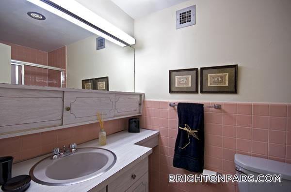 Photo - 125 Chiswick Rd Unit 310