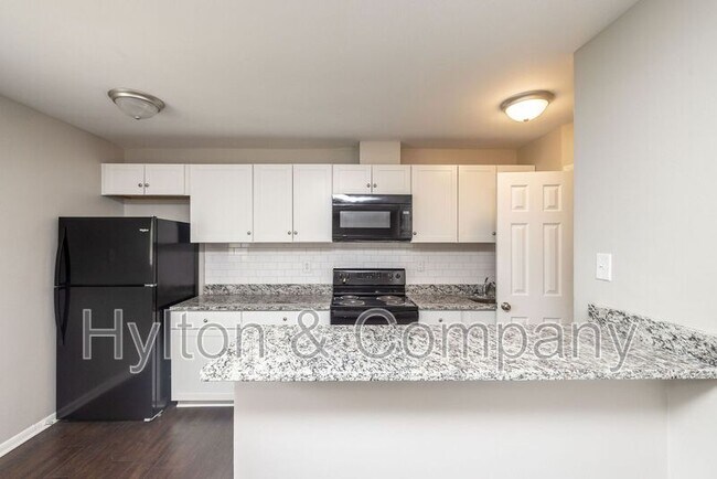 Photo - 4306 Chamberlayne Ave Unit Apt 2