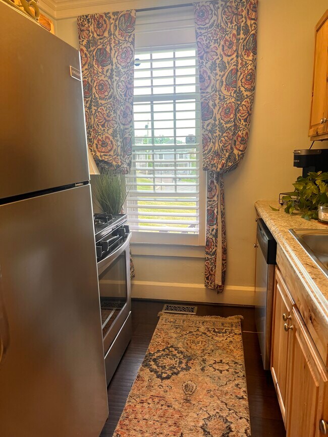 Photo - 213 Locust Ave Unidad Garage Apartment