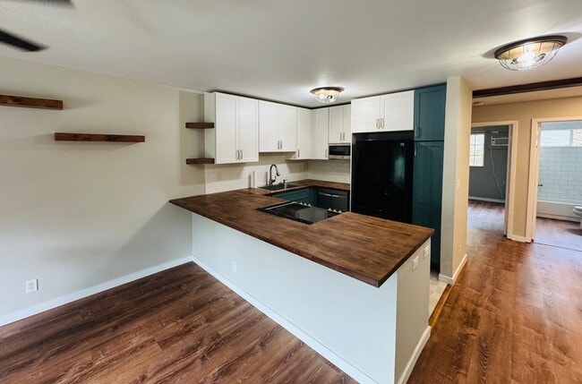 Photo - 1 Bedroom 1 Bath near Kaneohe Bay Drive