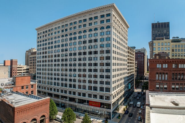 Syndicate Building