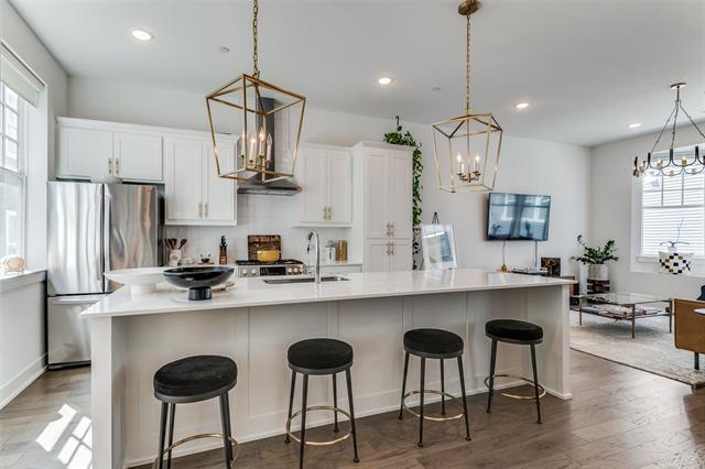 Building Photo - 645 N Tyler St Unit 106