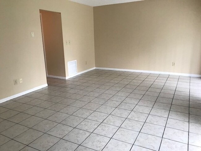 Photo - 5408 Mariner Blvd
