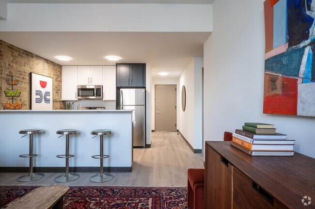 Building Photo - 857 Bergen Ave Unit 204 Rental
