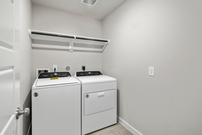 Photo - 2014 Darlington Oak Dr