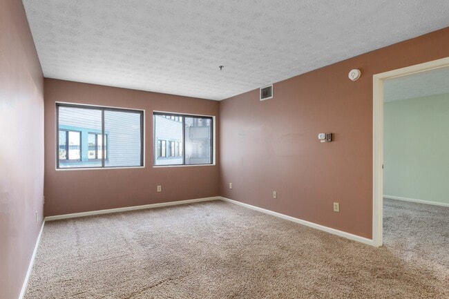 Photo - 10 Kellogg Rd Unit 239