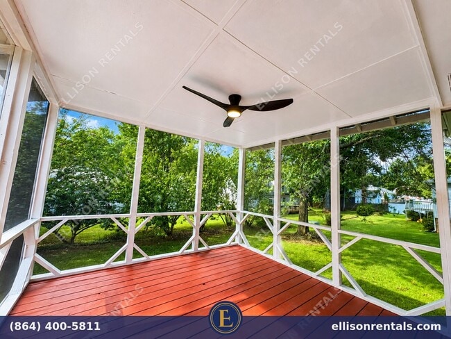 Photo - 310 Waterbury Ct
