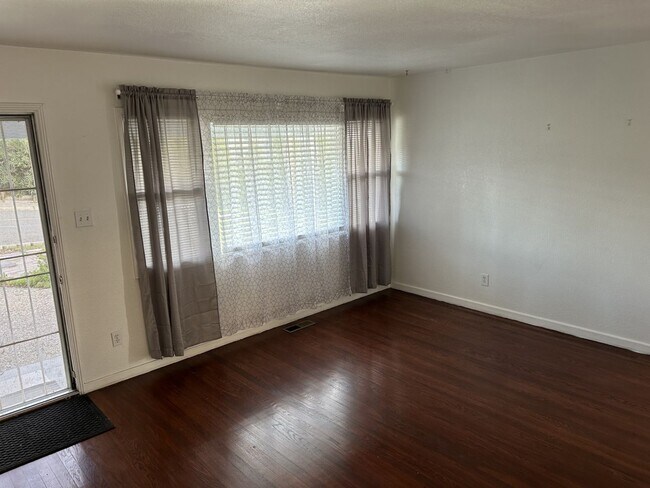 Photo - Well Maintained 3 Bedroom, 2 Bath Home