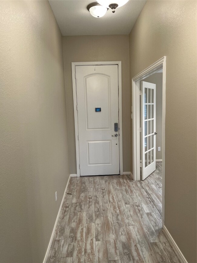 Photo - 9311 E Lakeside Dr