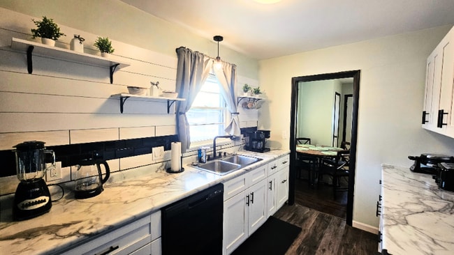 Photo - 7433 15th Ave S