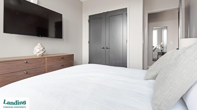 Photo - 299 DeBaliviere Ave Unit S619