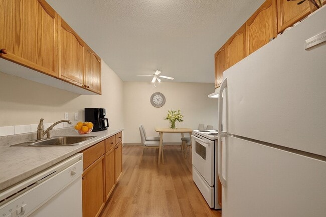 Photo - Cambridge West