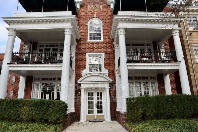 Photo - 3006 Monument Ave