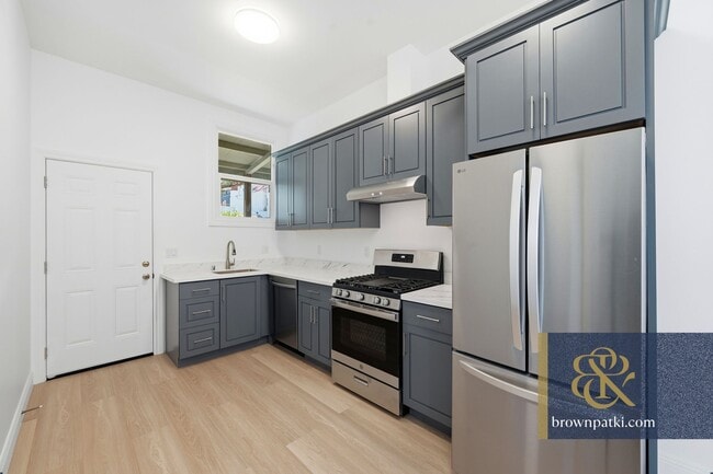 Photo - 1105 Page St Unit B