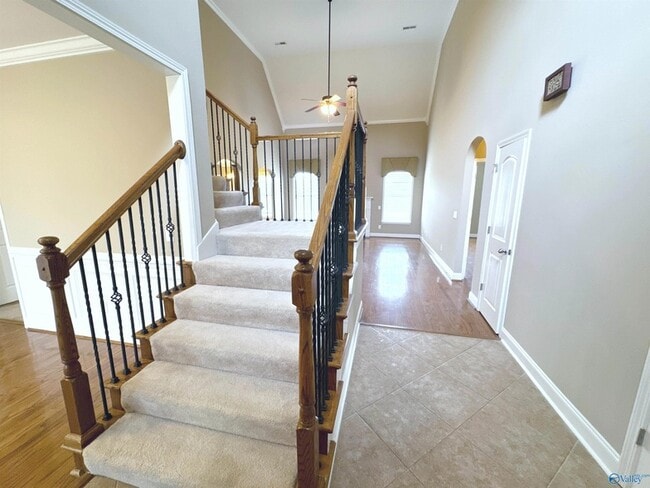 Photo - 126 Windridge Way SW