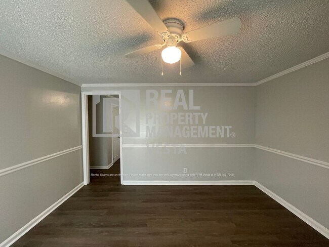 Photo - 5624 Swymer Dr Unit A