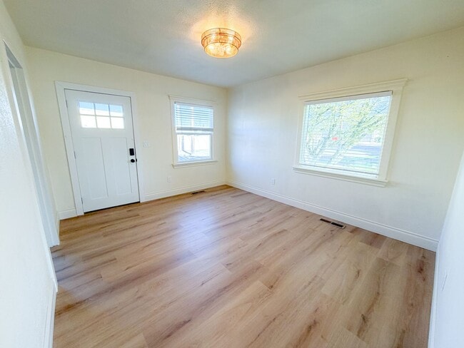 Photo - 2 Bedroom West Salem Home