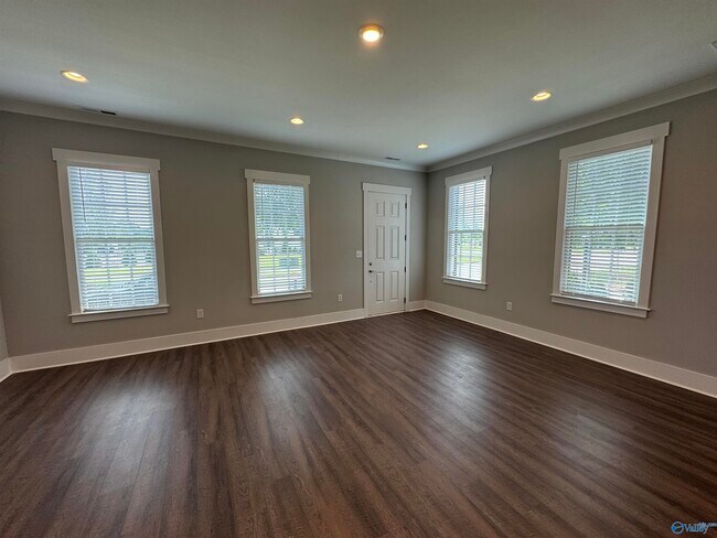 Photo - 194 Kearny St
