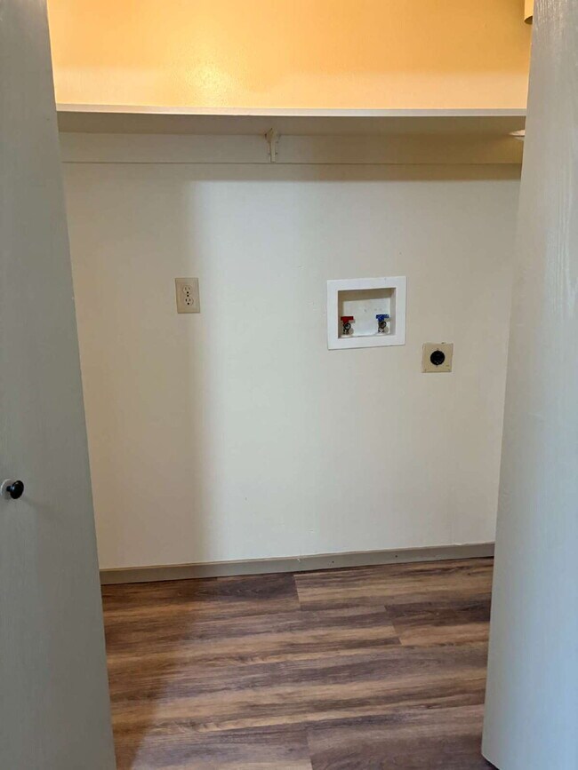 Photo - 2 bedroom townhouse - Mineola Unit C