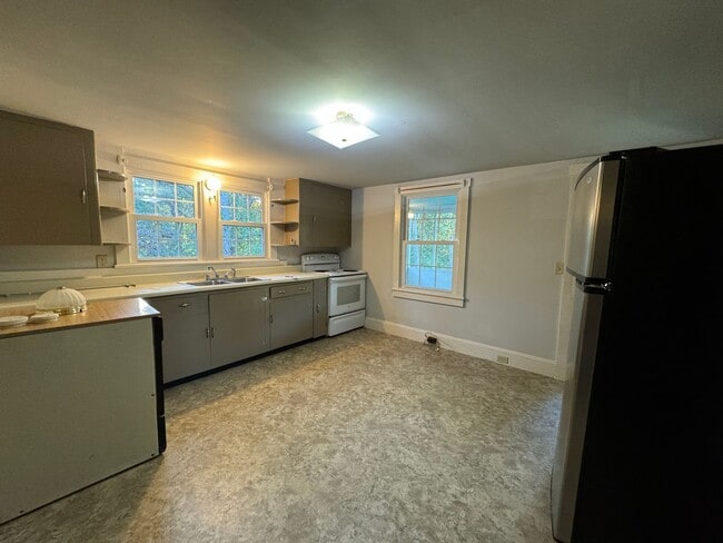 Photo - Cozy Country Charmer