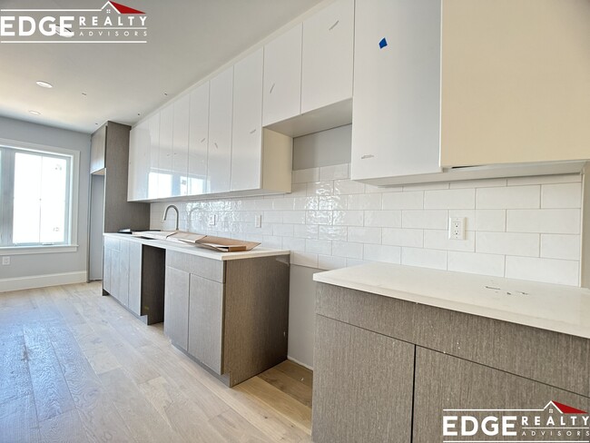 Photo - 17 Surrey St Apartments Unit 1