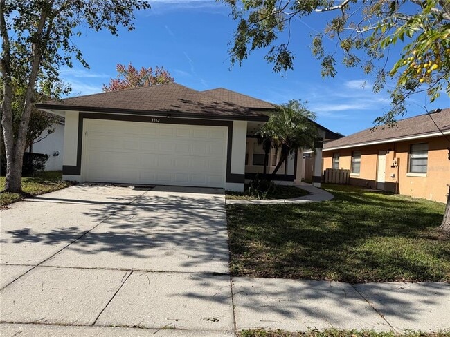 Photo - 4352 Sandhurst Dr