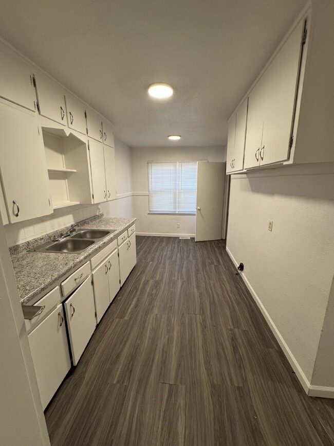 Photo - 2329 S Belmont St