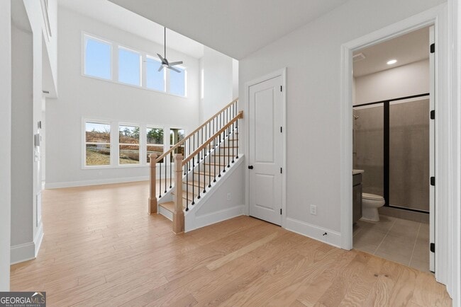 Photo - 2005 Vesper Pointe