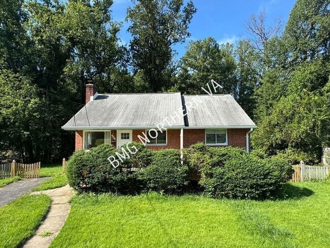 Building Photo - 7046 Lee Park Ct