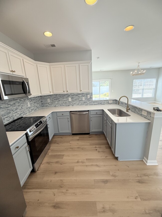 Photo - 207 Cupola Dr