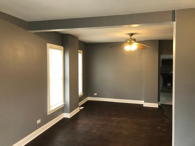 Photo - 1634 Victoria Ave