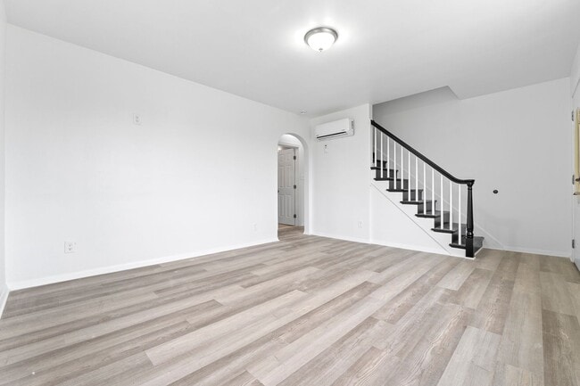 Photo - 813 N Kiowa St