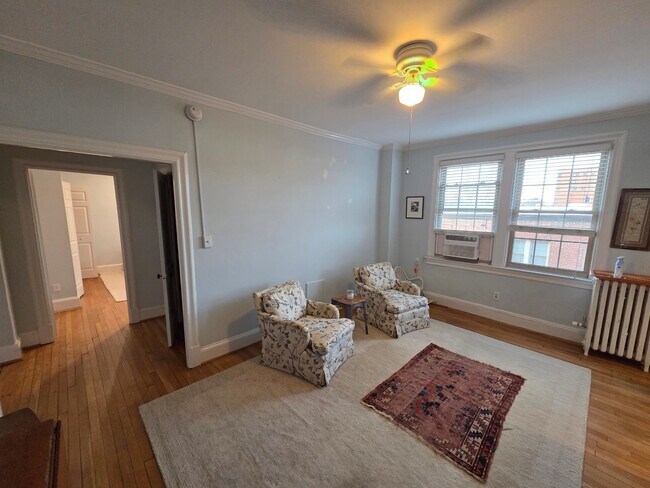 Photo - 3010 Wisconsin Ave NW