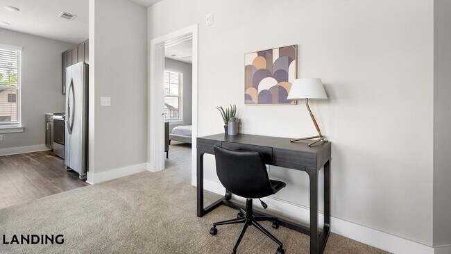 Photo - 5020 James Bradley Lee Wy Unit 8005-303
