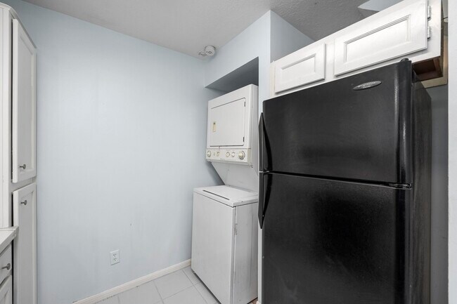 Photo - 12755 Mill Ridge Dr Unit 301