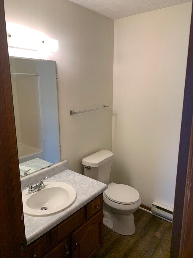 Photo - 4247 Sabin Dr