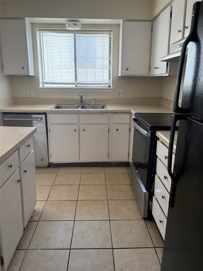 Photo - 1221 Houston St Unit 4
