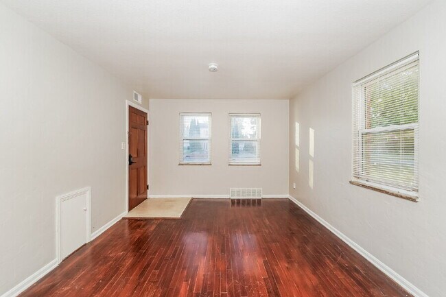 Photo - 20231 Crystal Ave Unit 1