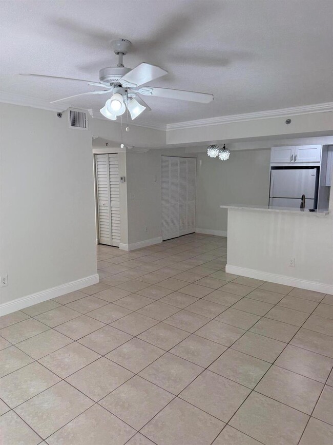 Photo - 5520 NW 61st St Unit #205