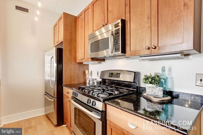 Photo - 809 6th St NW Unidad #52