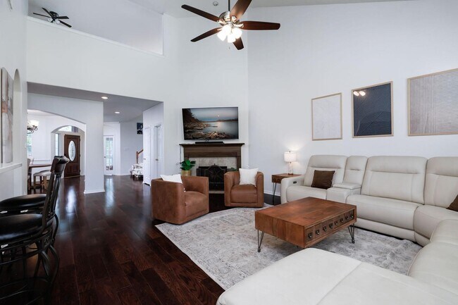 Photo - 19 Poplar Pine Ct