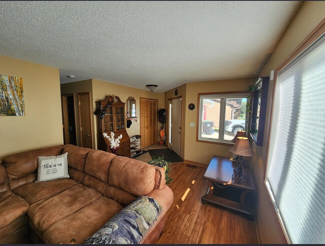 Photo - 210 NE 12th Street Pl