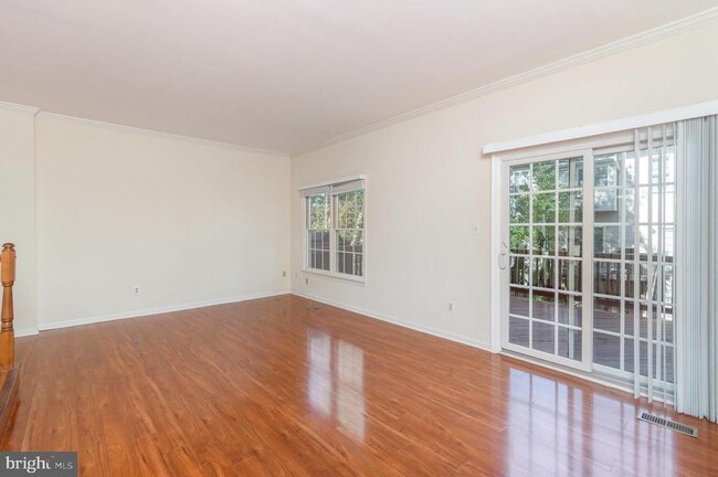 Photo - 7026 Fieldhurst Ct Townhome