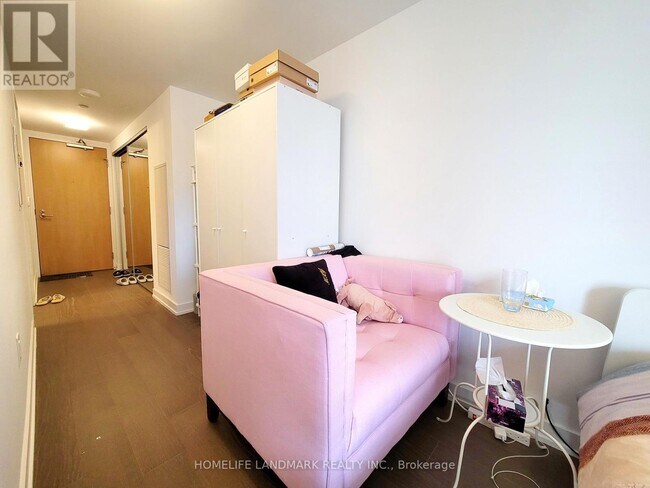 Photo - 11 Wellesley St W Unit 1110