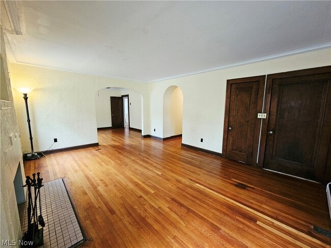 Photo - 18313 Newell Rd Unit 1